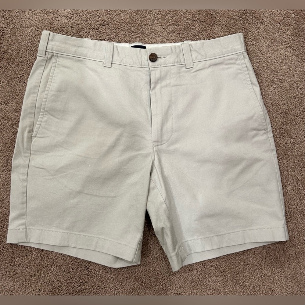 J. Crew Men's Light Gray Flat Front Shorts